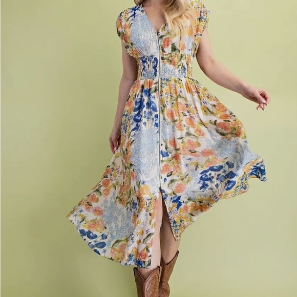 Floral Midi Dress with a Front Zipper and Smocked Waist - Picture 1 of 6